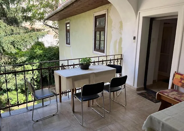 Aranyvar Διαμέρισμα Έγκερ