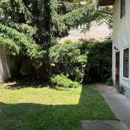 Aranyvar Appartement *